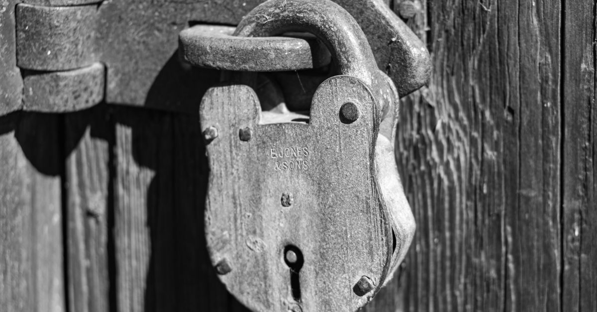 Our Mobile Deadbolt Rekey Service: What the Visit Looks Like — Parsippany Locksmith